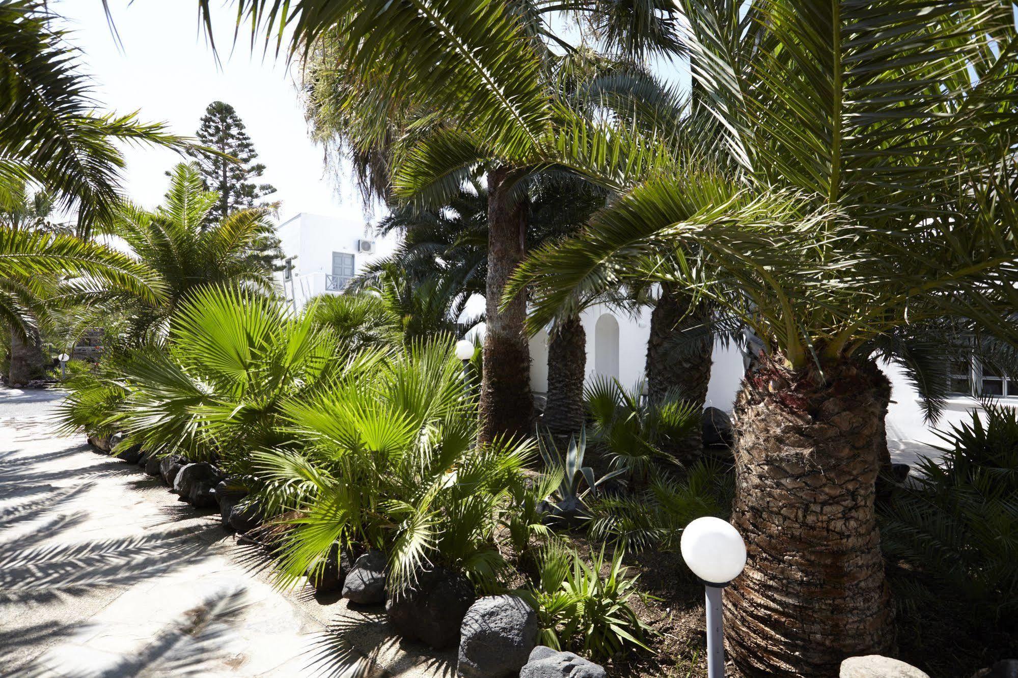 Fenix Hotel Perissa  Exterior foto